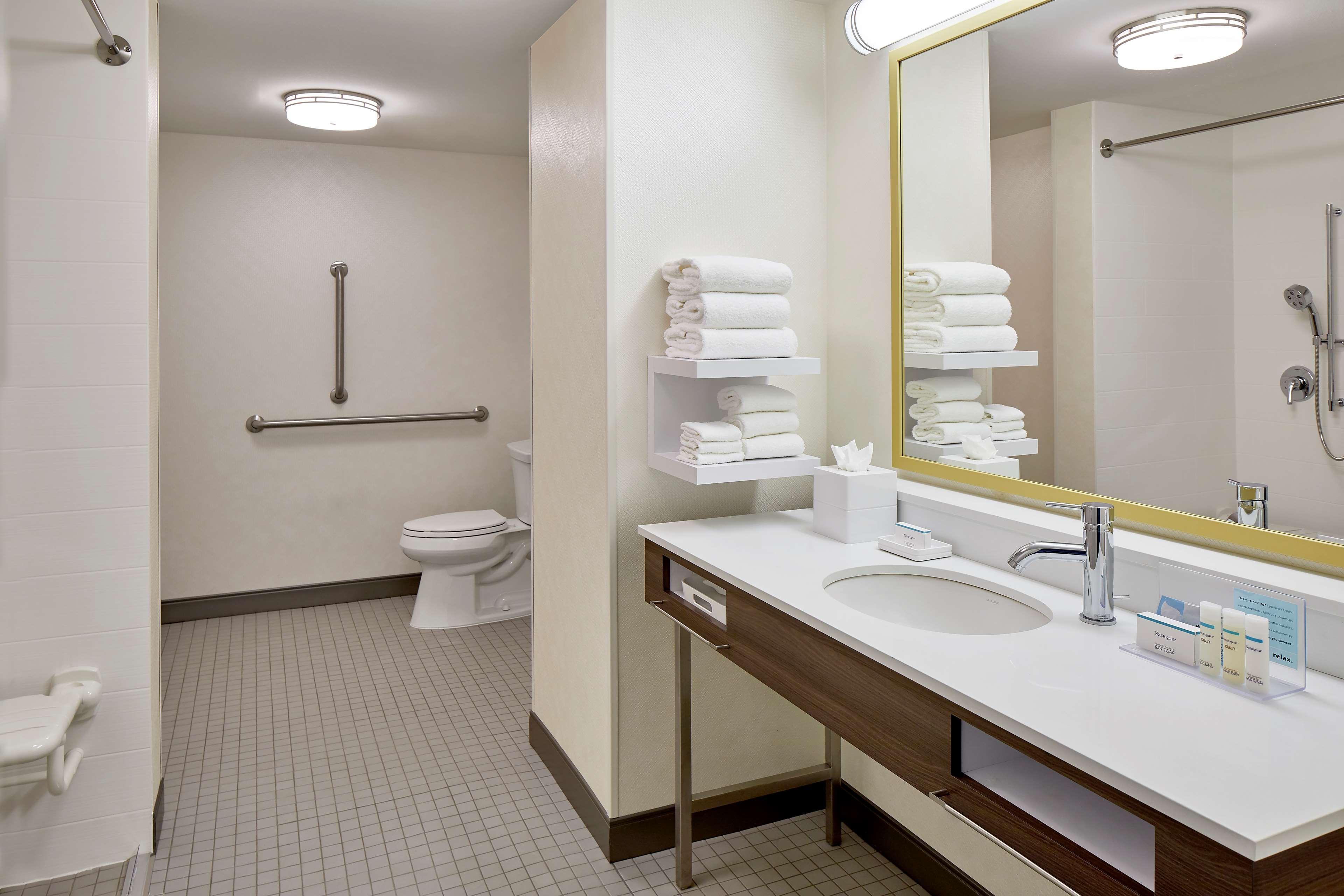 Hampton Inn & Suites Atlanta-Midtown, Ga Экстерьер фото