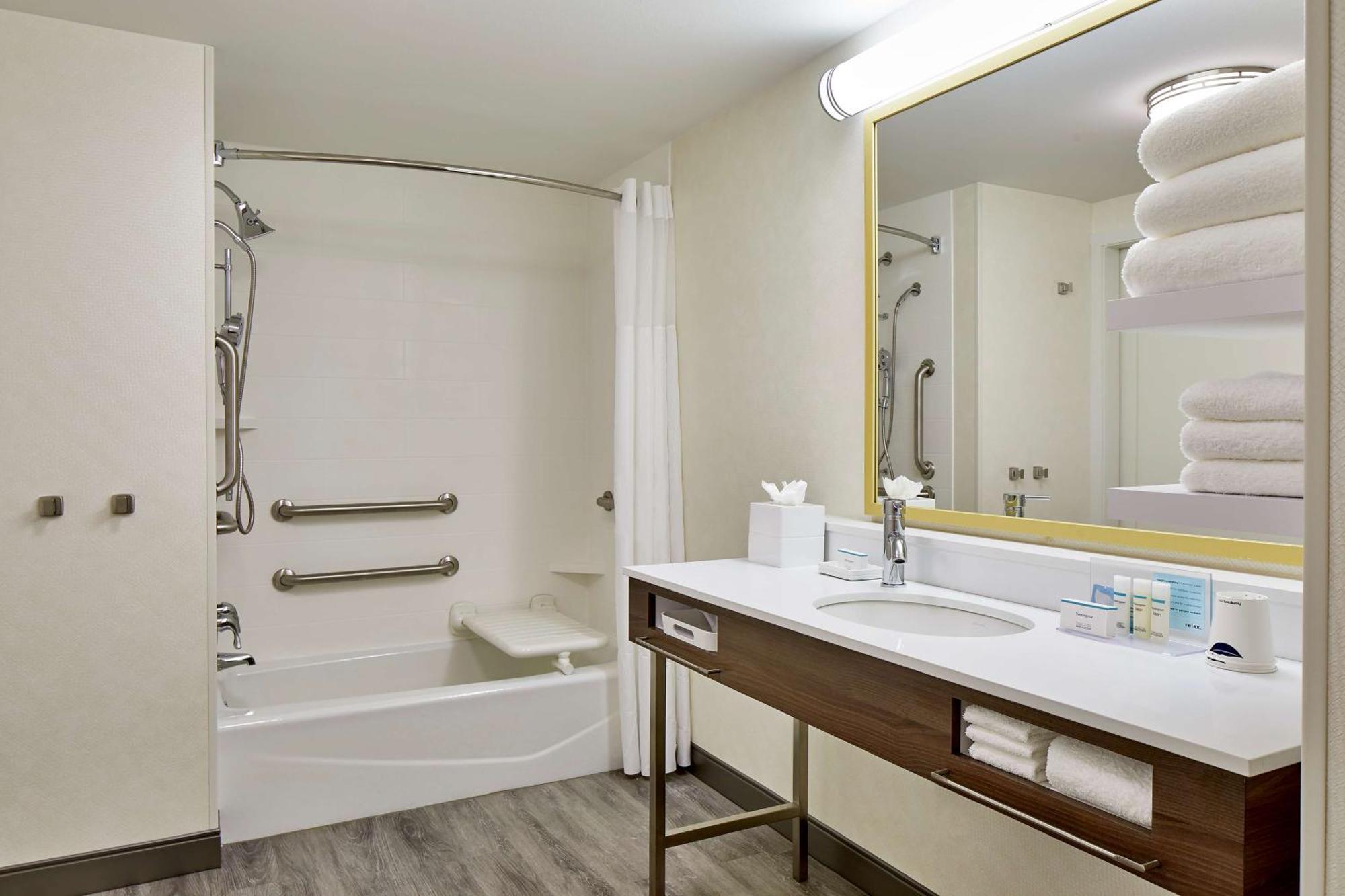 Hampton Inn & Suites Atlanta-Midtown, Ga Экстерьер фото